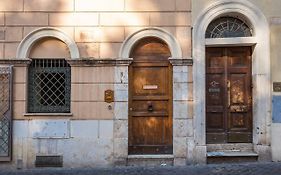 Campo di Fiori 2 bedroom Via Giulia